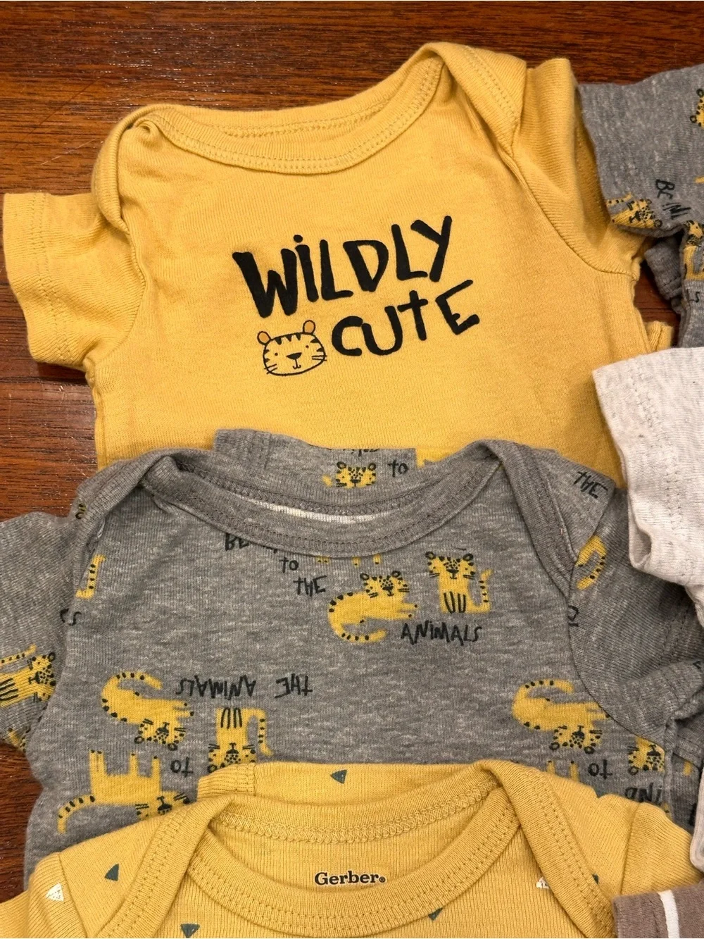 New/EUC Bundle of Baby Boys Onesies, 0-3 Months, Set of 7